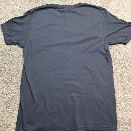 New Levi's T-shirt mens