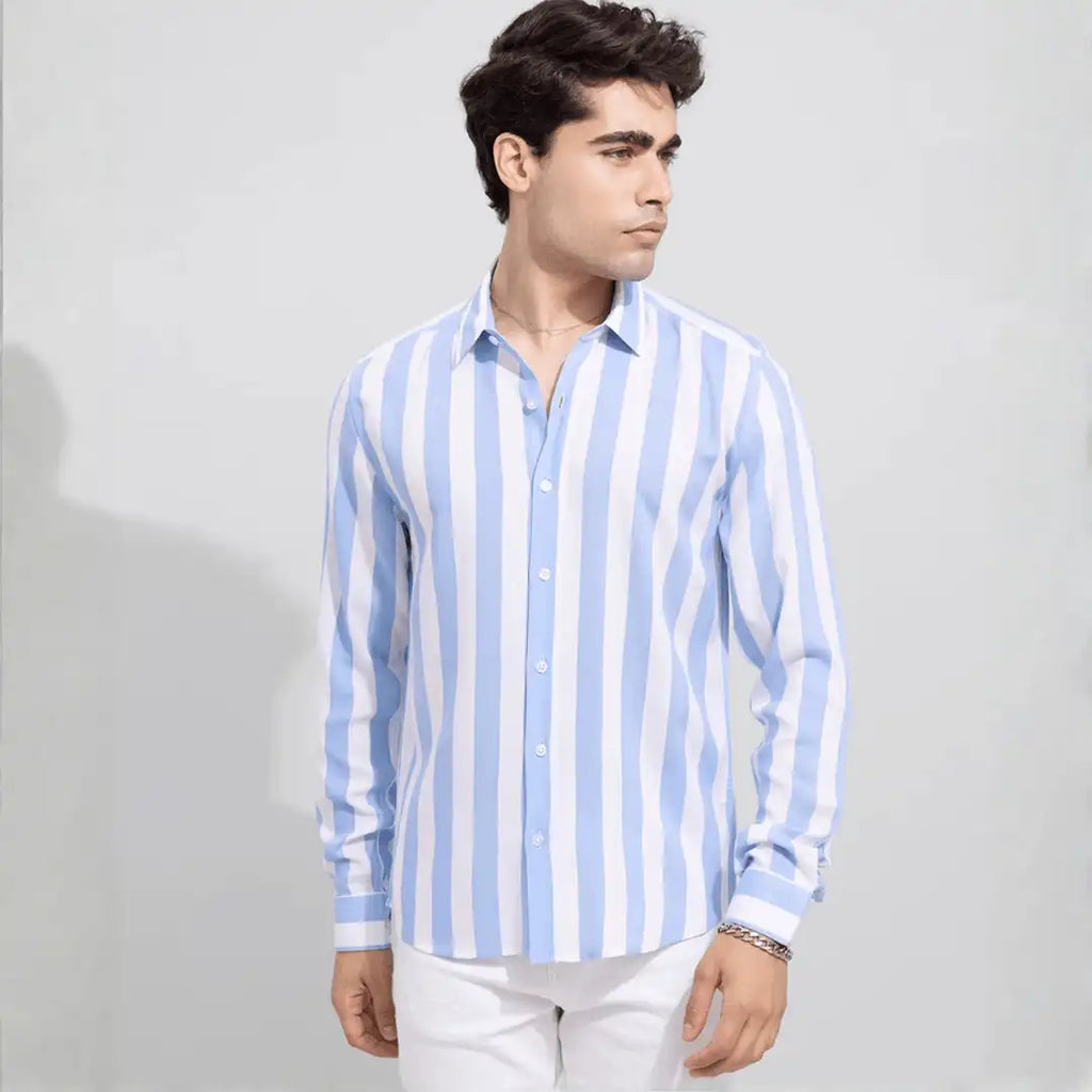 ZURINE Regular Fit Striped Spread Collar Casual Shirt