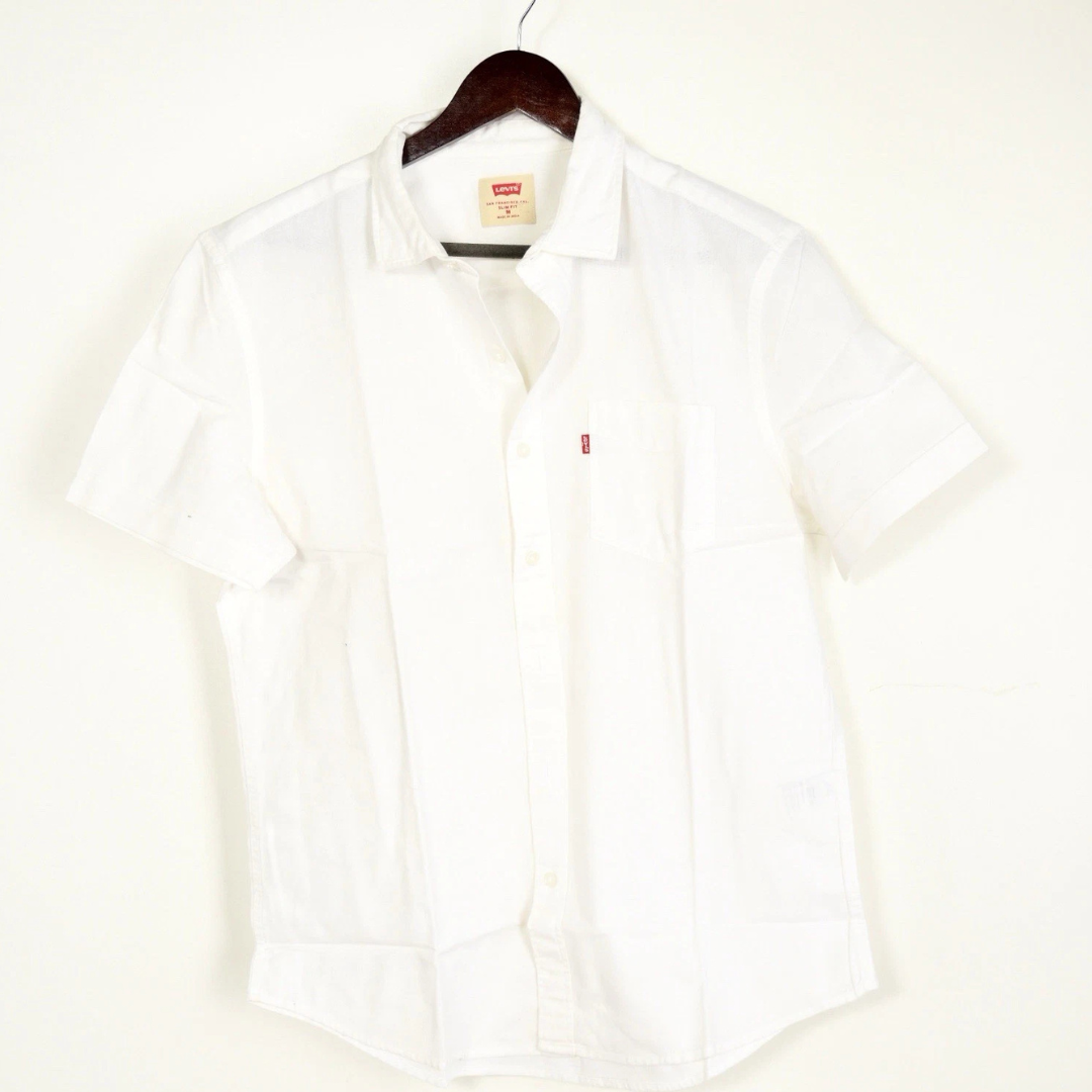 Levi’s Men’s M Slim White Cotton Cuffed Short Sleeve Shirt