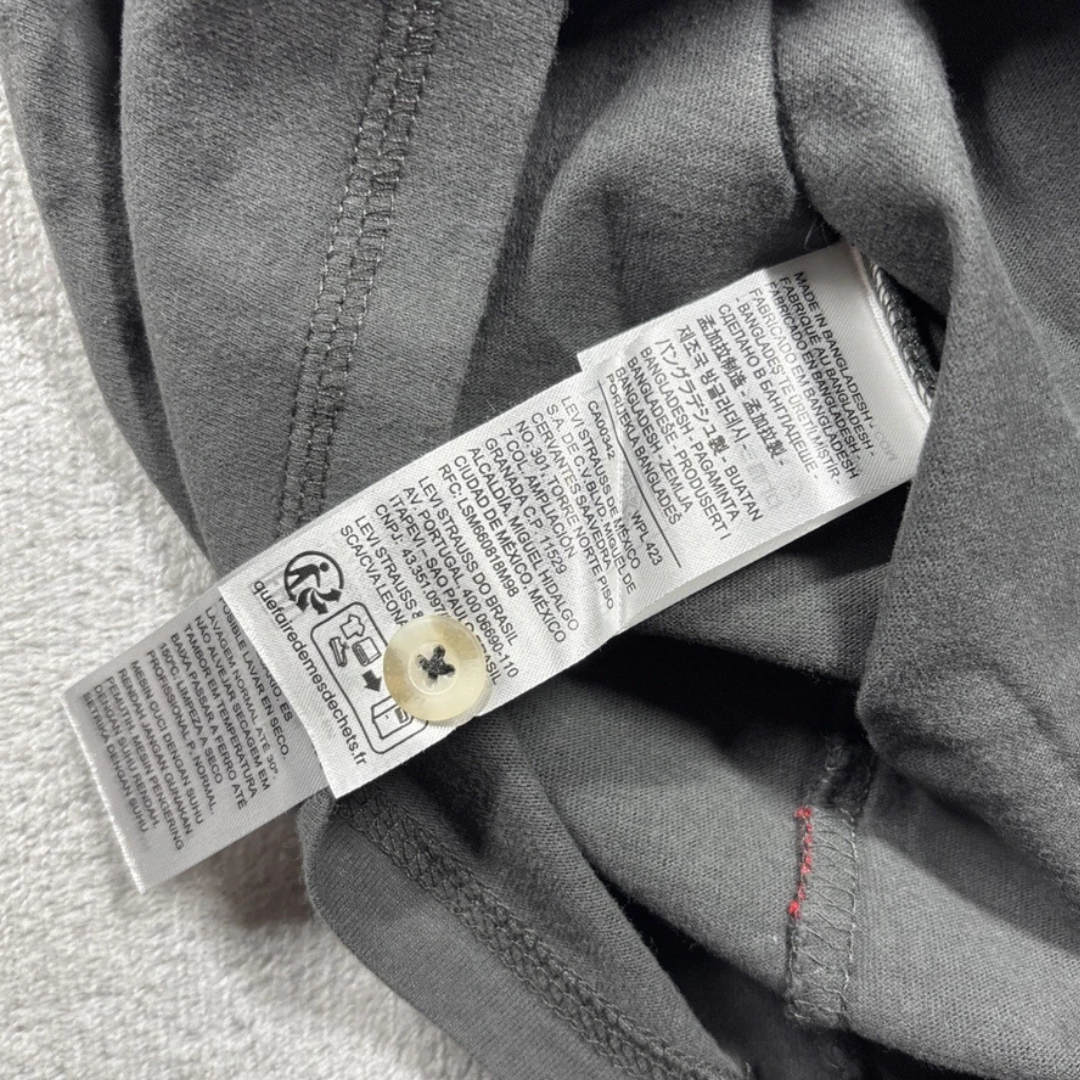 LEVIS HENLEY Men’s